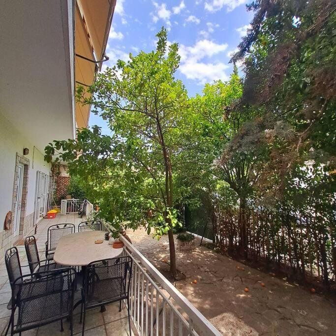 Апартаменты 20' From The Airport,20' From The Center Of Афины Экстерьер фото
